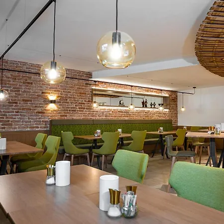 Weingut Ferdl Denk 3*