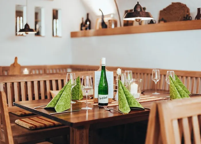 招待所 Weingut Ferdl Denk 魏森基兴